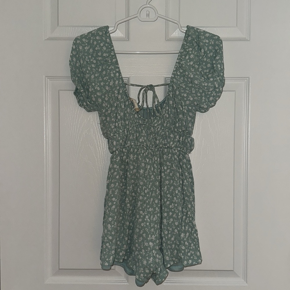 Altar’d State Green Floral Romper - Picture 2 of 3